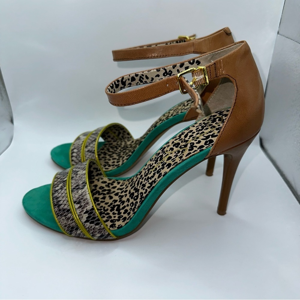 Jessica Simpson Shoes Women's 8 Medium Jessies Cloud Stamped Snake Color Block